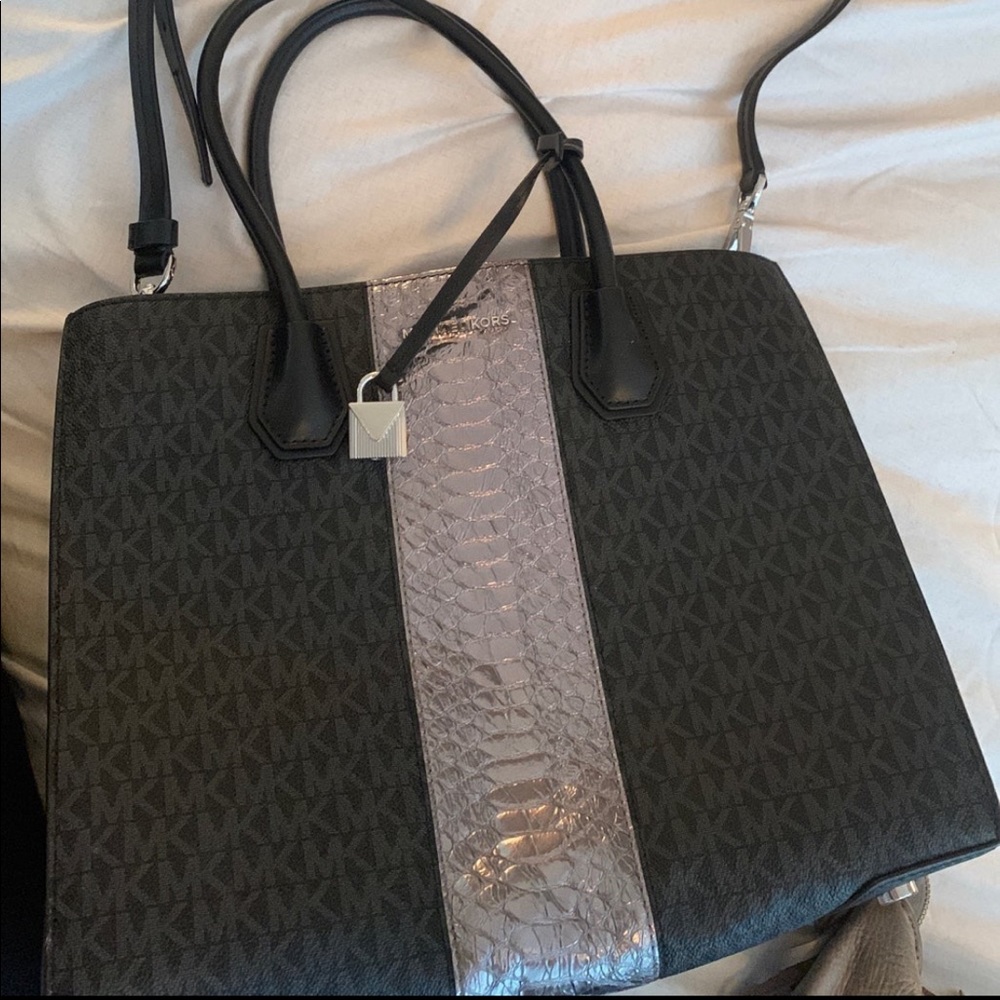 Michael Kors black & silver tote bag. Small MK patter.